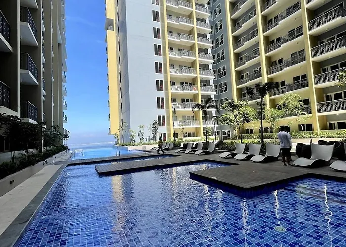 Spacious & Luxury 1br Near Solaire, Okada, Airport * Manila