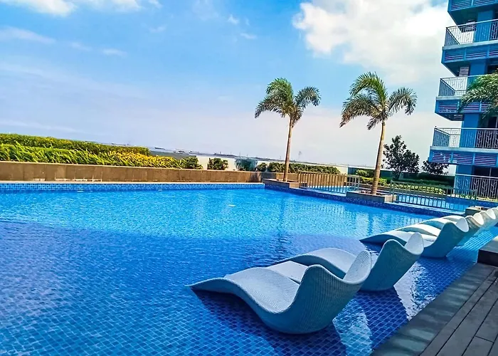 Spacious & Luxury 1br Near Solaire, Okada, Airport Apartamento *