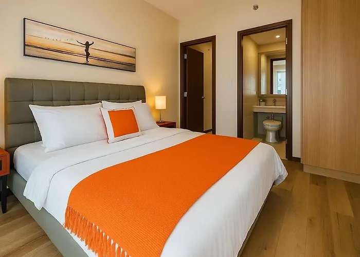Spacious & Luxury 1br Near Solaire, Okada, Airport
